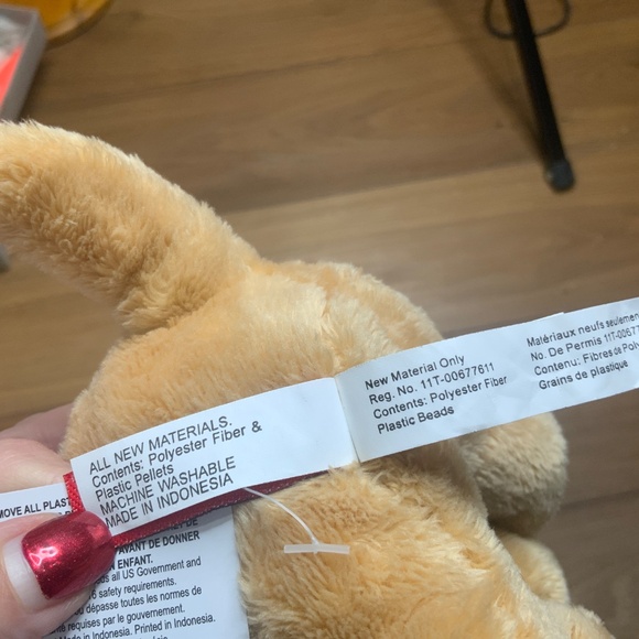 NWT Douglas Butter Yellow Lab w/ Red Ribbon - Picture 6 of 9